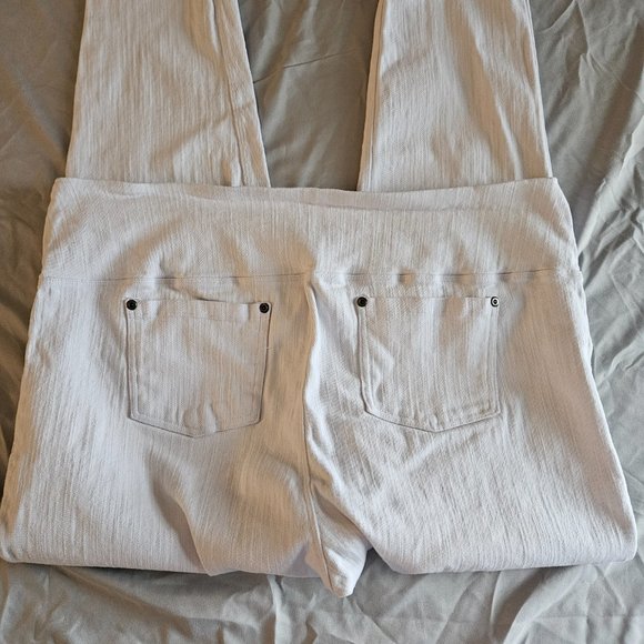 Ruby Ribbon White Pull On Stretch Denim with Tummy Control Panel.3X - Picture 5 of 6